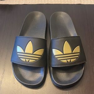 Adidas Gold Trefoil Slide - size US 8